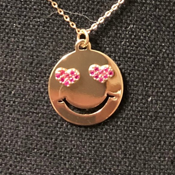 Express smiley face necklace - Picture 2 of 3